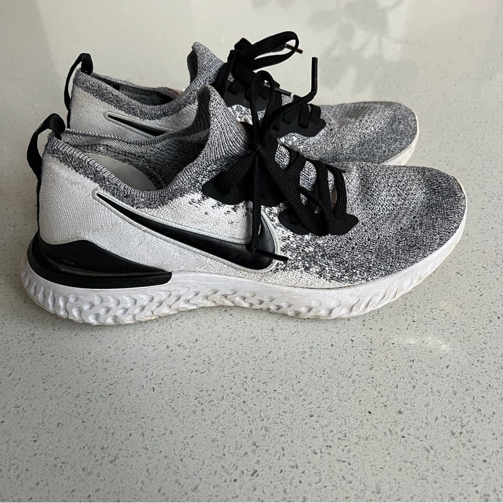 Nike Epic React Flyknit 2 - image 1